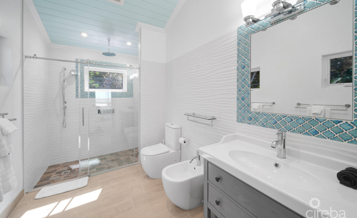 CORAL LOFT BEACH HOUSE W/ 2,838 SQ FT OF NEW CONSTRUCTION