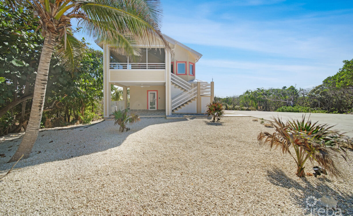 CORAL LOFT BEACH HOUSE W/ 2,838 SQ FT OF NEW CONSTRUCTION