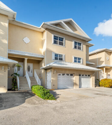 LAKELAND VILLAS UNIT 22