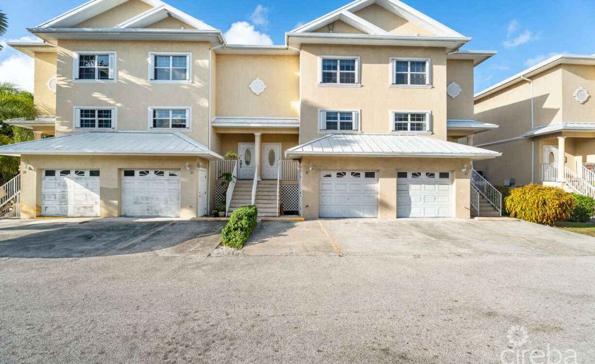 LAKELAND VILLAS UNIT 22