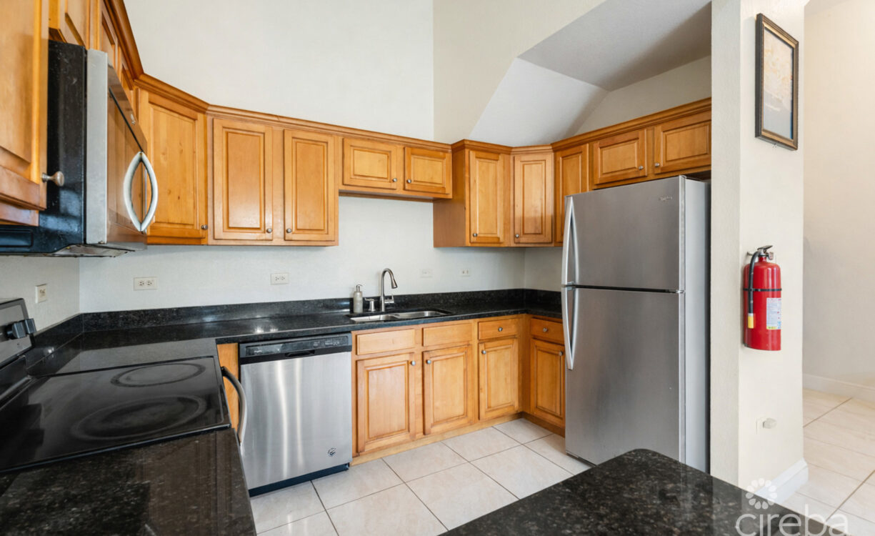 LAKELAND VILLAS UNIT 22