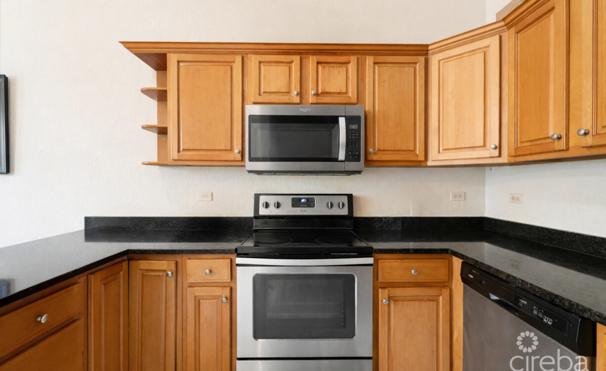 LAKELAND VILLAS UNIT 22