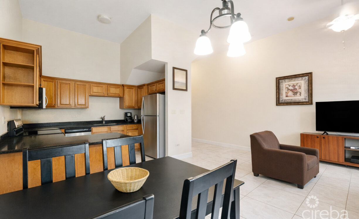 LAKELAND VILLAS UNIT 22