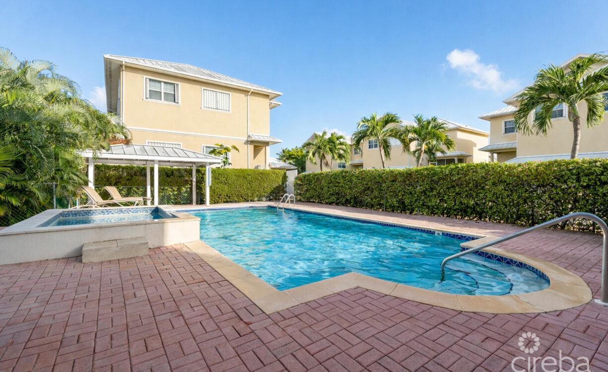 LAKELAND VILLAS UNIT 22