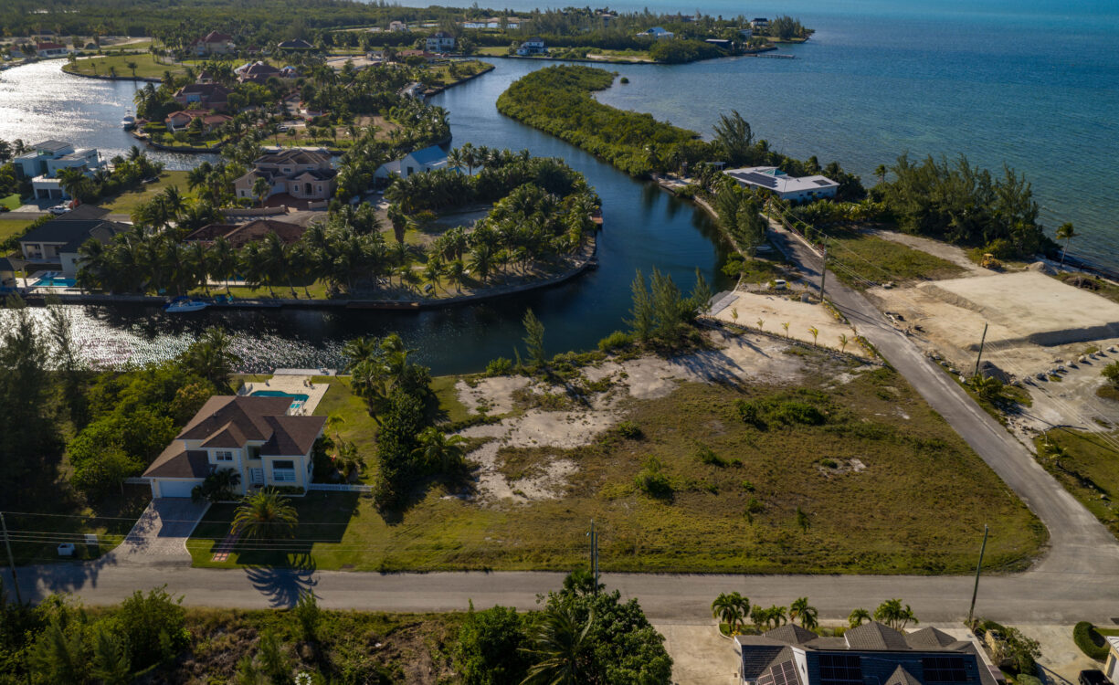 SUNRISE LANDING CANAL LOT PARCEL