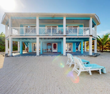 CAYMAN BRAC OCEAN FRONT HOME