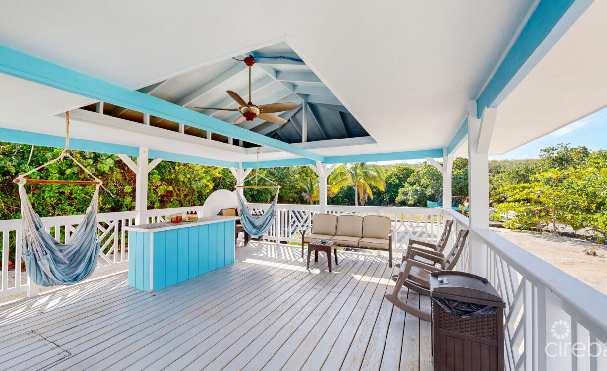 CAYMAN BRAC OCEAN FRONT HOME