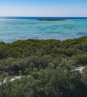 OCEANFRONT LAND LITTLE CAYMAN 0.43 ACRES