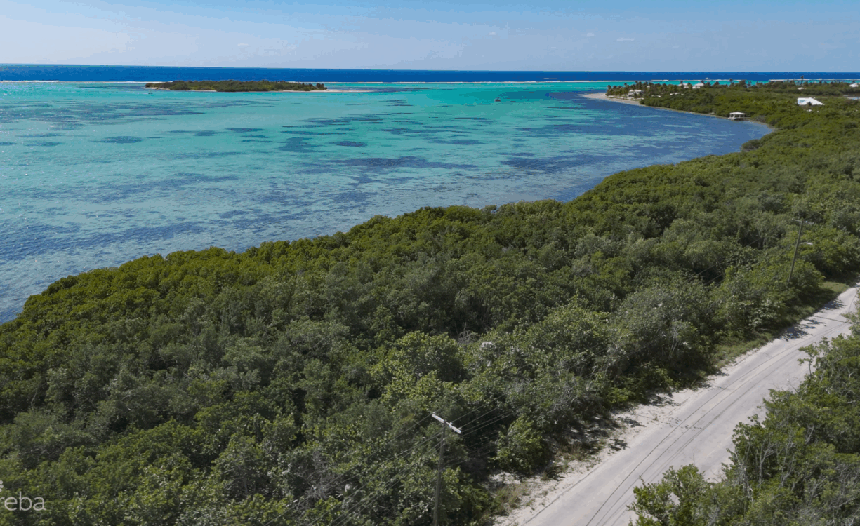OCEANFRONT LAND LITTLE CAYMAN 0.43 ACRES