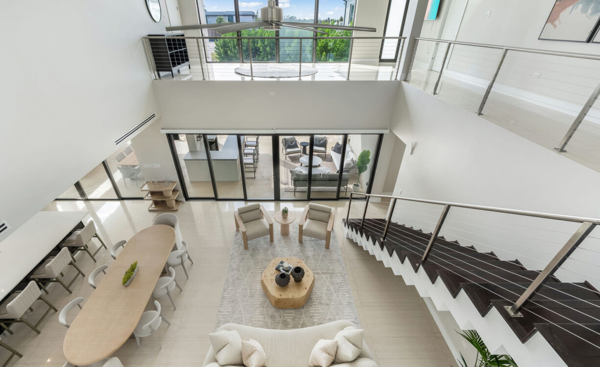 CRYSTAL HARBOUR CANAL FRONT HOME