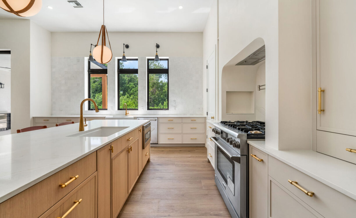BEL AIR DR, SOUTH SOUND - CUSTOM NEW BUILD