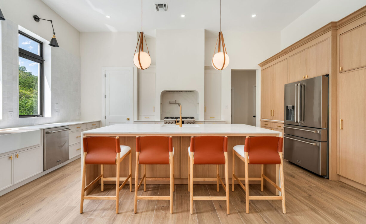 BEL AIR DR, SOUTH SOUND - CUSTOM NEW BUILD