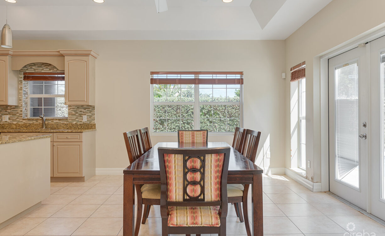 SOUTH SOUND 4 BED SINGLE FAMILY HOME W/ POOL IN GATED COMMUNITY