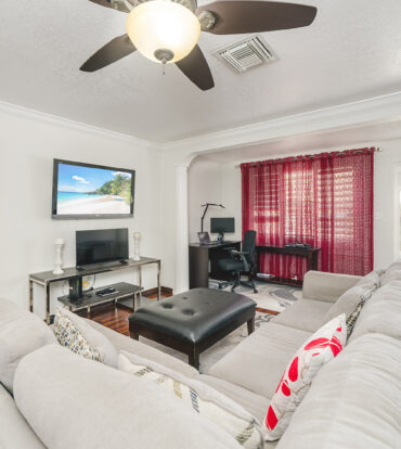 SAVANNAH 3 BED HOME WITH 1 BED RENTAL INCOME