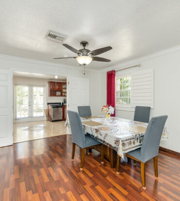 SAVANNAH 3 BED HOME WITH 1 BED RENTAL INCOME