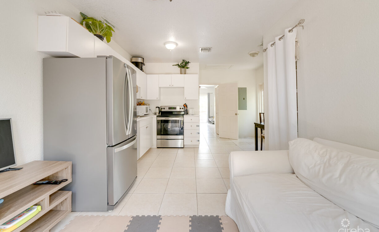 SAVANNAH 3 BED HOME WITH 1 BED RENTAL INCOME