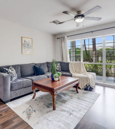 SUNRISE POOL VIEW END UNIT GROUND FLOOR