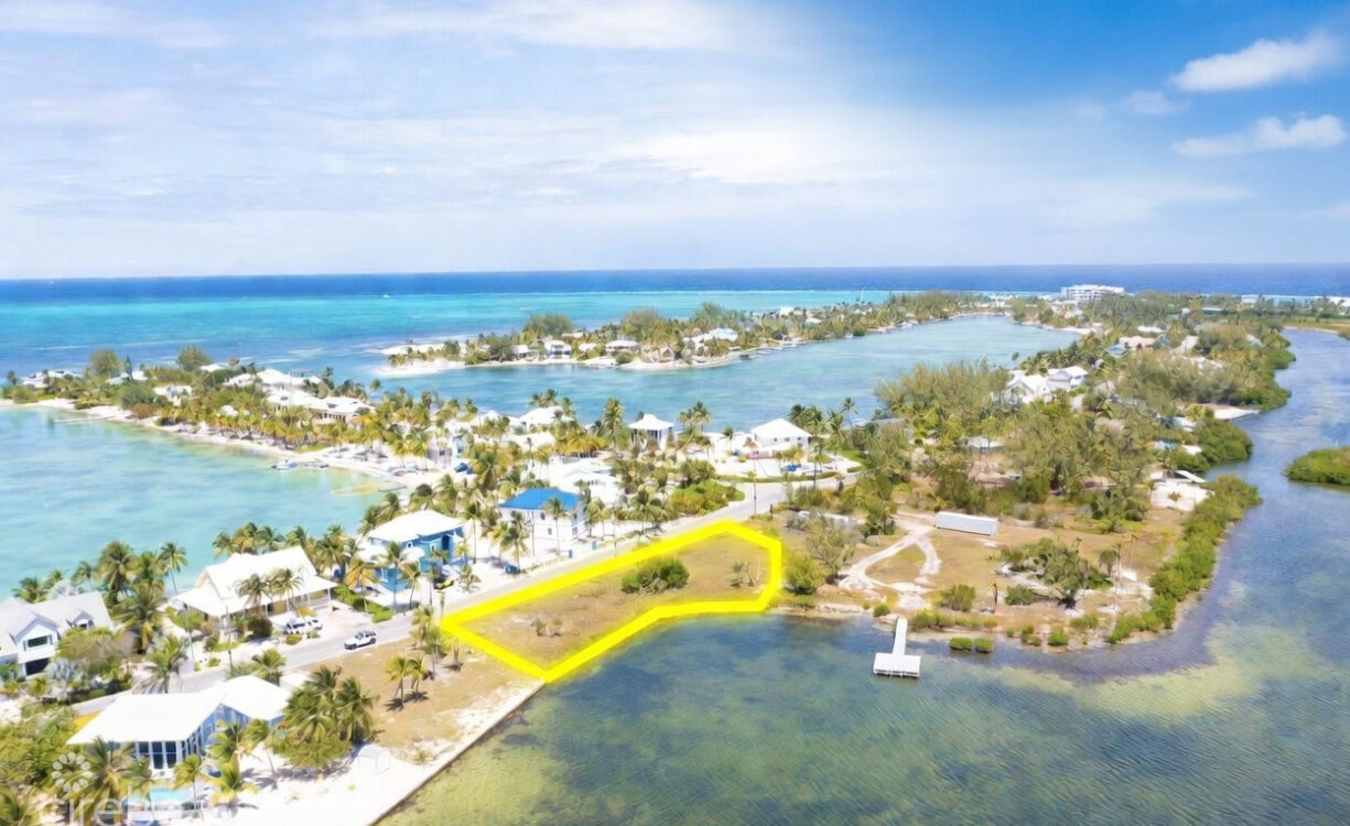 200FT BEACHFRONT OASIS WATER CAY ROAD, LITTLE SOUND | PERFECT FOR BOATING & DOCK