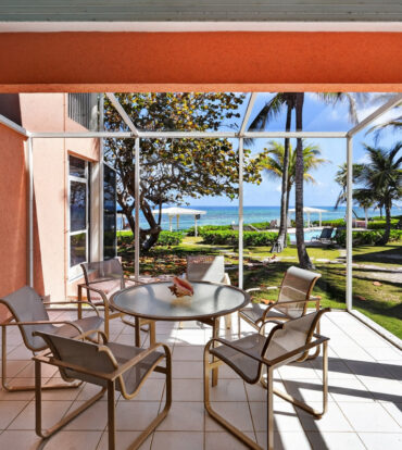 NORTHERN LIGHTS BEACHFRONT