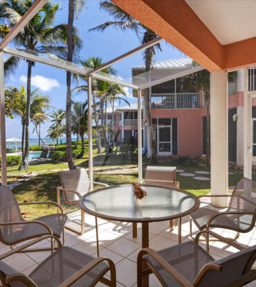 NORTHERN LIGHTS BEACHFRONT