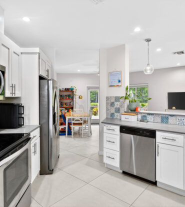 CAYMAN CROSSING  MODERN TWO BEDROOM