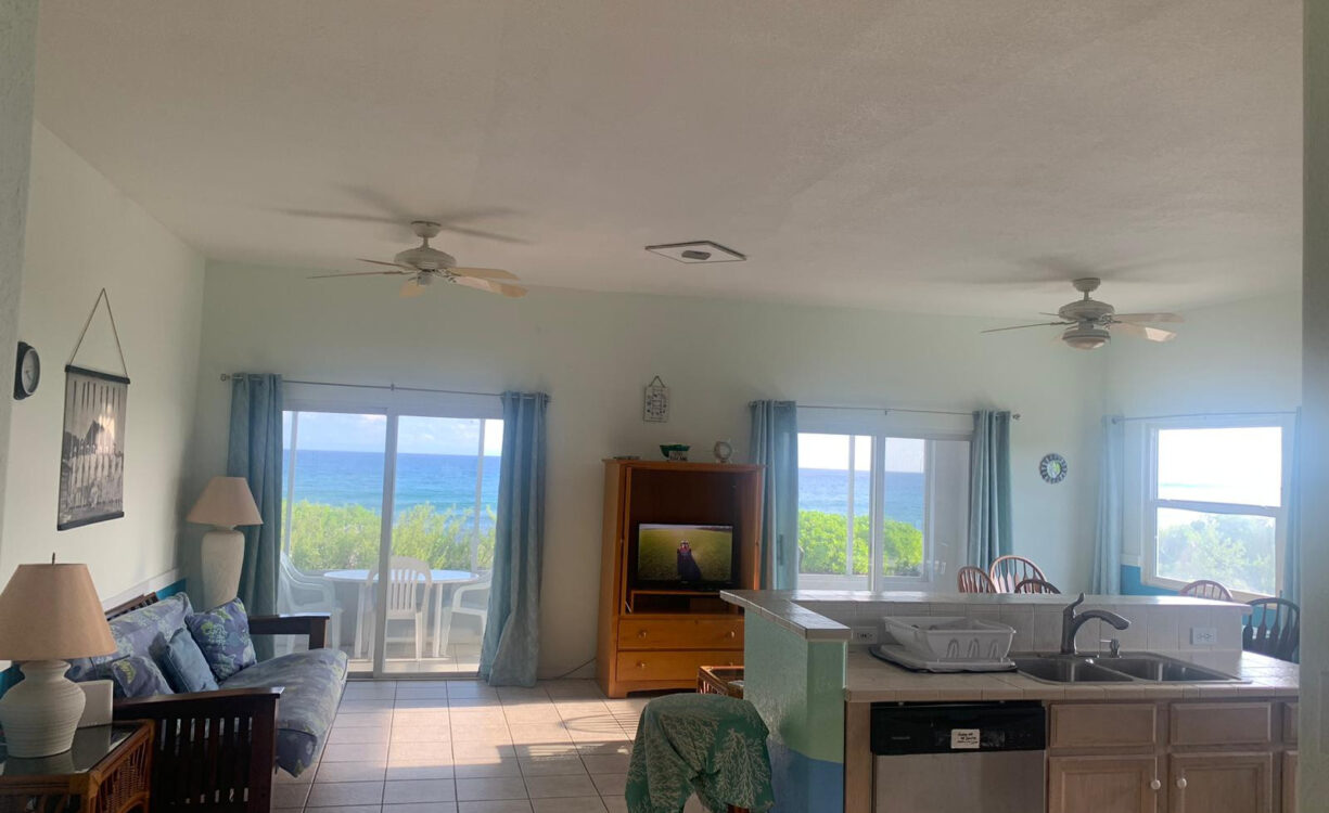 OCEAN FRONT 3 BEDROOM VILLA CAYMAN BRAC