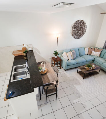 CHARMING & CENTRALLY LOCATED SOUTH COVE IN SOUTH SOUND