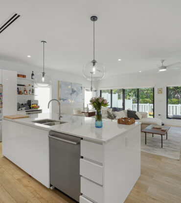 SALT AIR TOWNHOME END UNIT 4 BED