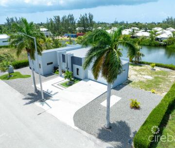 TARPON CIRCLE 4 BED FAMILY HOME