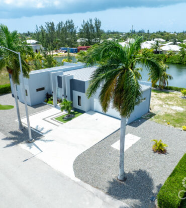 TARPON CIRCLE 4 BED FAMILY HOME