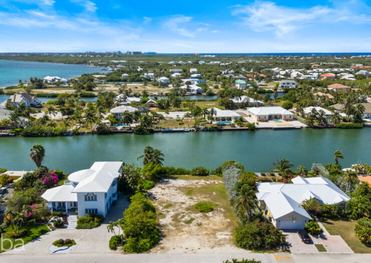 THE SHORES CANAL FRONT LOT