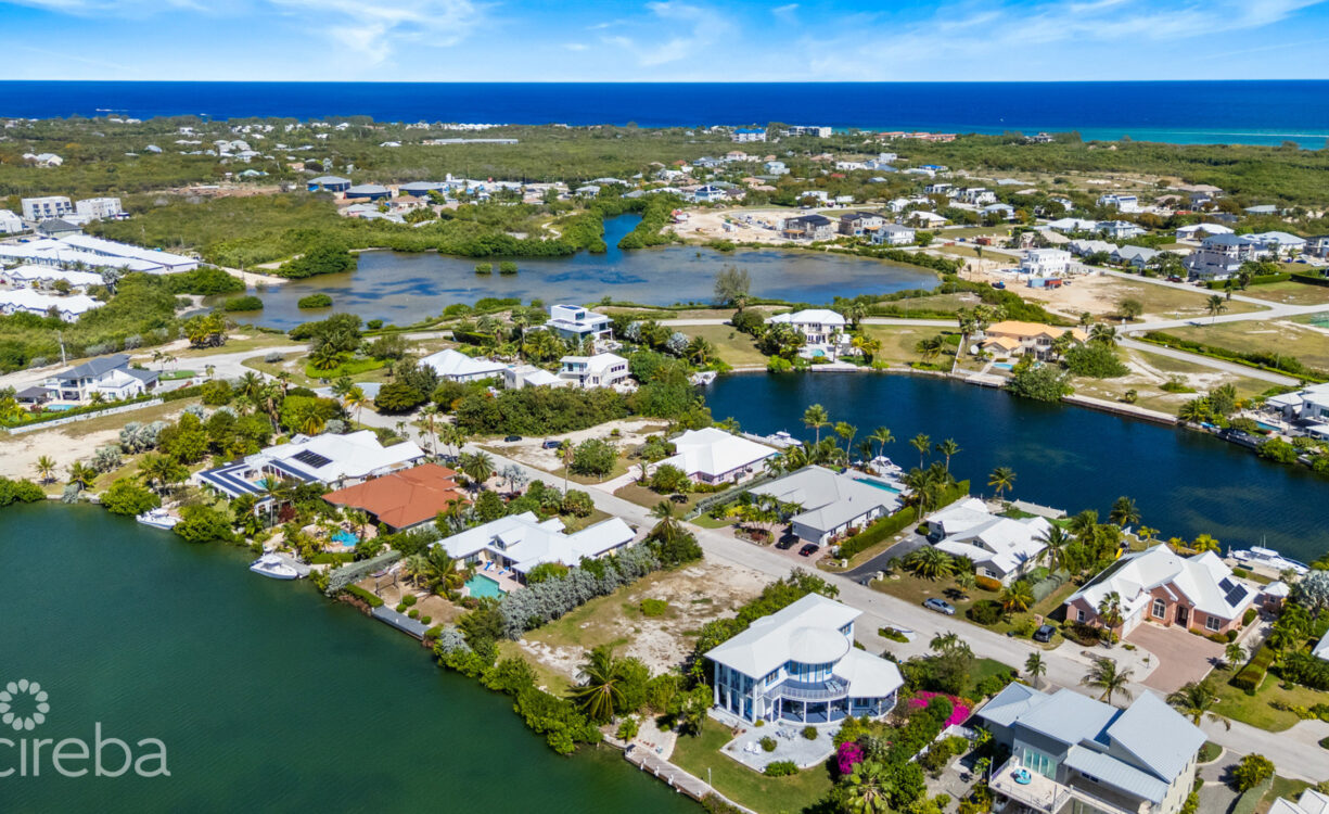 THE SHORES CANAL FRONT LOT