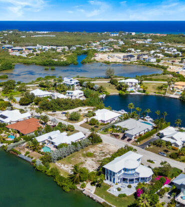 THE SHORES CANAL FRONT LOT