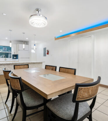 2-BEDROOM BRAMBLEWOOD APARTMENT - WEST BAY