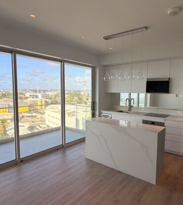 ONE GT  -  MOVE IN NOW! AMAZING NW VIEWS PRICED FOR QUICK SALE.