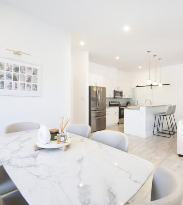 MODERN 3 BED, 3 BATH SINGLE FAMILY HOME. WITH ADDED OFFICE/DEN.