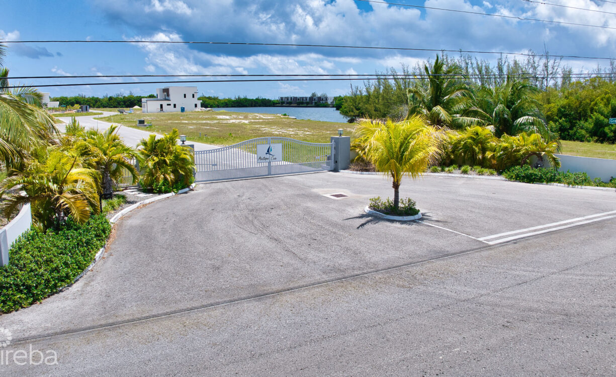 MUSTIQUE COVE LOT WITH DOC IN A PRIVATE GATED COMMUNITY