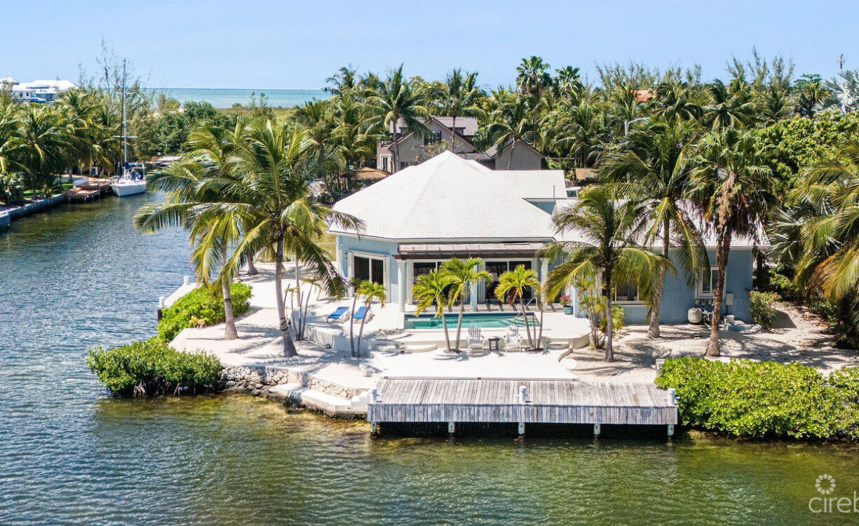 CORNER CANAL FRONT HOME WITH BEAUTIFUL VIEWS