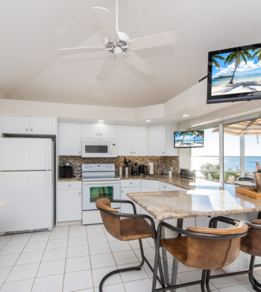 POOLS OF THE KAI - BEACHFRONT OASIS IN RUM POINT