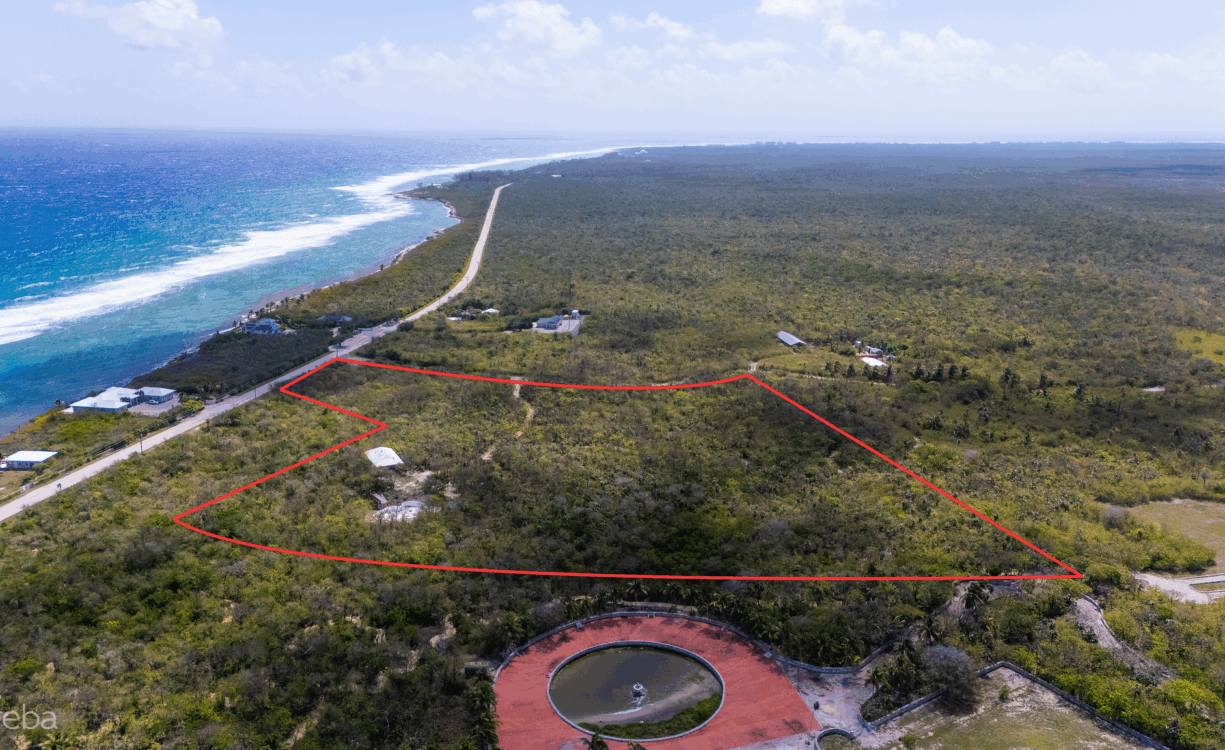 ELEVATED 11.43-ACRE PARCEL IN EAST END