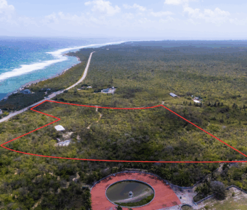 ELEVATED 11.43-ACRE PARCEL IN EAST END