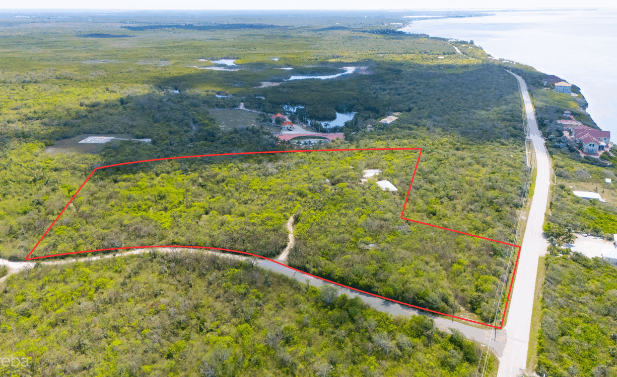 ELEVATED 11.43-ACRE PARCEL IN EAST END
