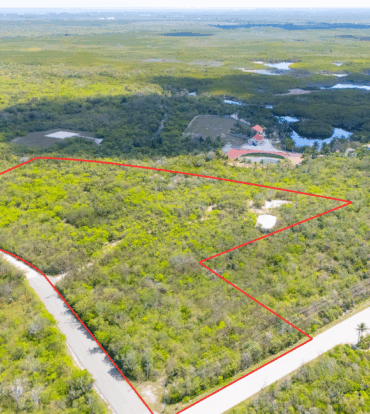 ELEVATED 11.43-ACRE PARCEL IN EAST END