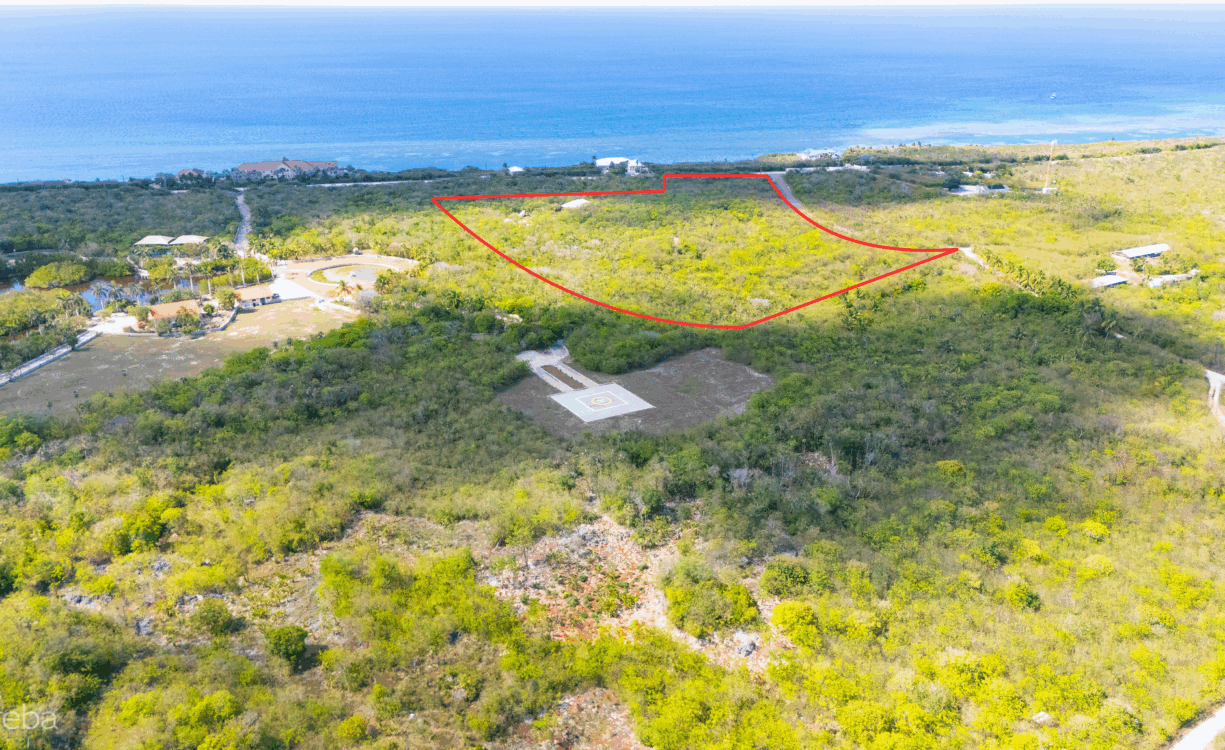 ELEVATED 11.43-ACRE PARCEL IN EAST END