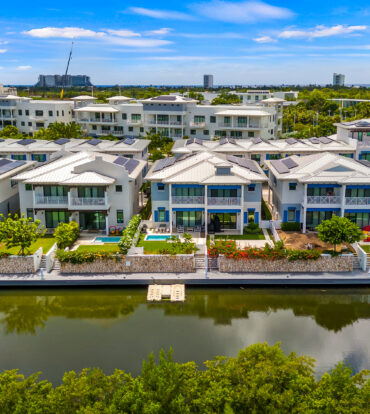 OLEA 117, CANAL FRONT TOWNHOME