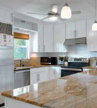 CARIBBEAN PARADISE, BEACHFRONT CONDO
