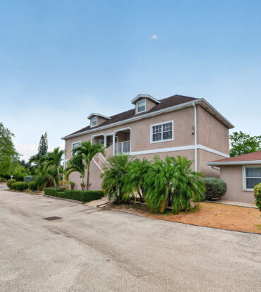 BENNETT VILLAS 2 BEDROOM CONDO