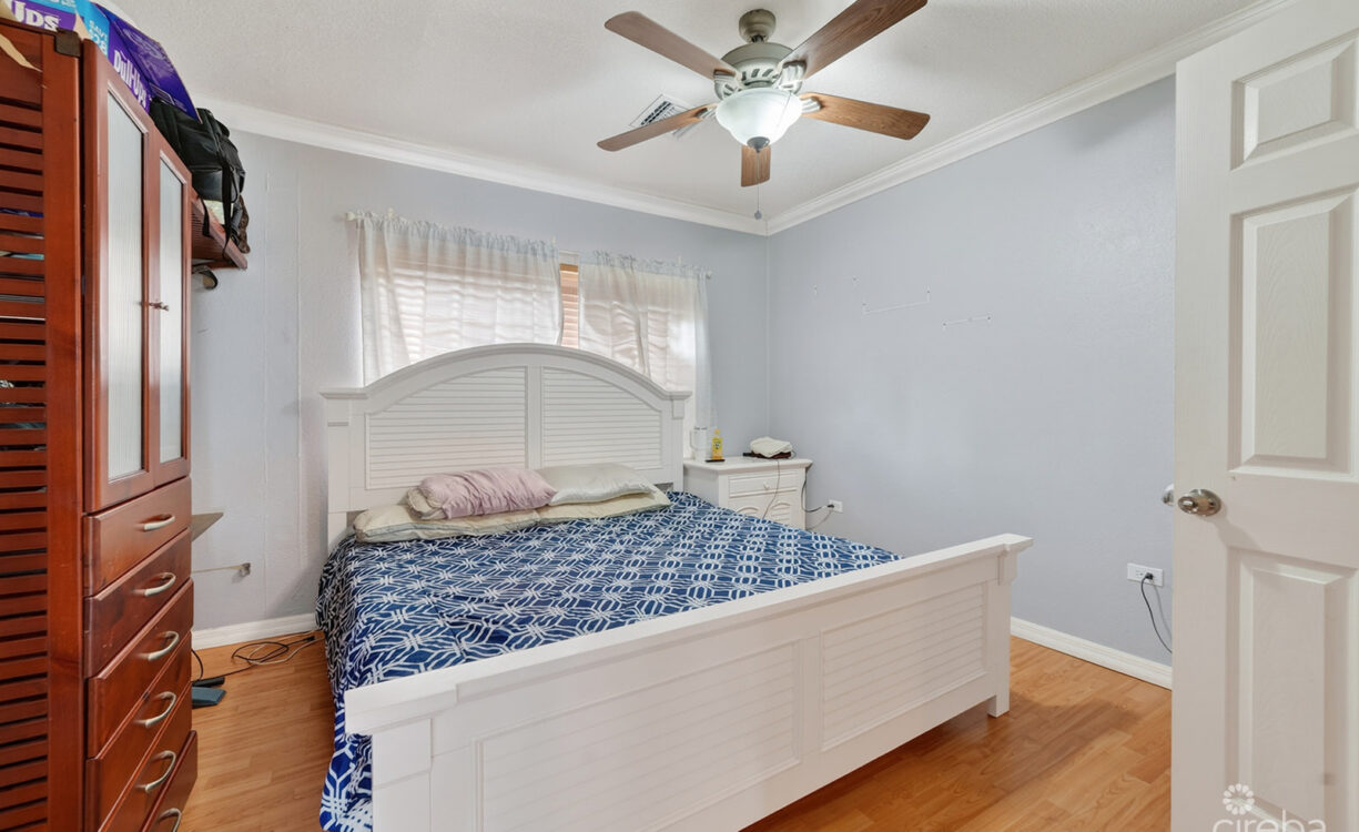 BENNETT VILLAS 2 BEDROOM CONDO
