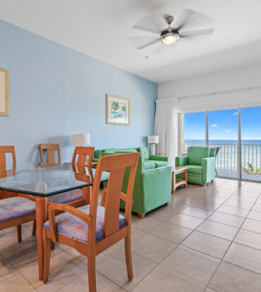 CASTAWAY COVE - 2 BED BEACHFRONT CONDO