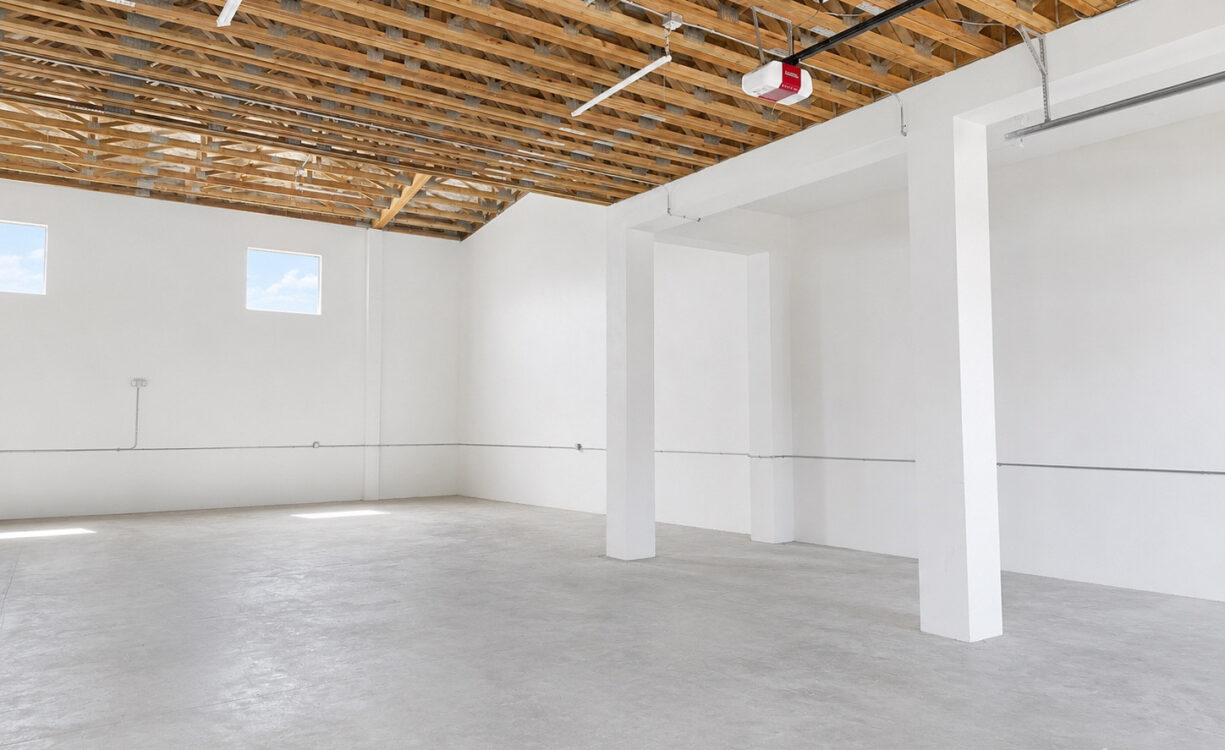 PRIME LOCATION - LEASED INVESTMENT WAREHOUSE